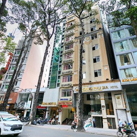 Oyo 422 Nguyen Thanh Hotel Cidade de Ho Chi Minh Exterior foto