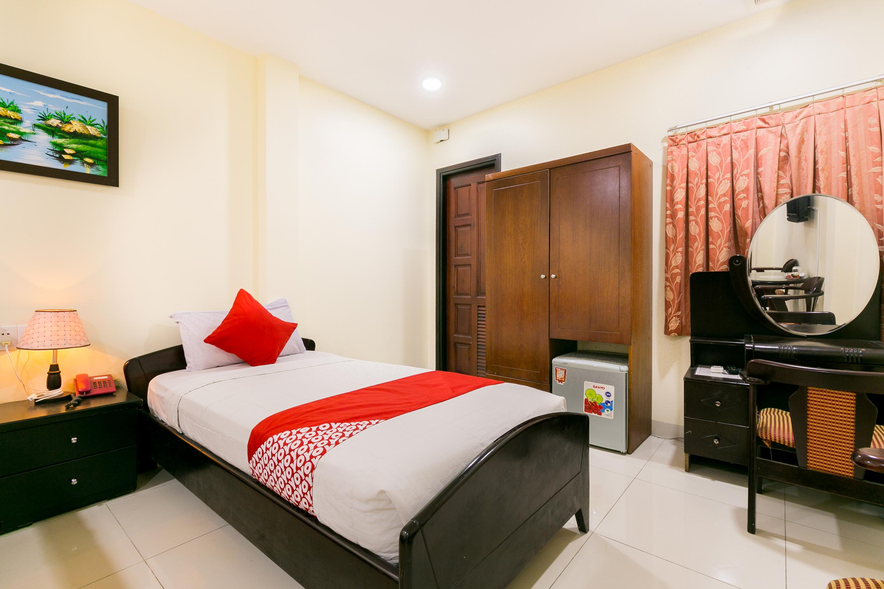 Oyo 422 Nguyen Thanh Hotel Cidade de Ho Chi Minh Exterior foto
